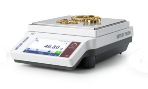 How to weigh gold with jewelry scales