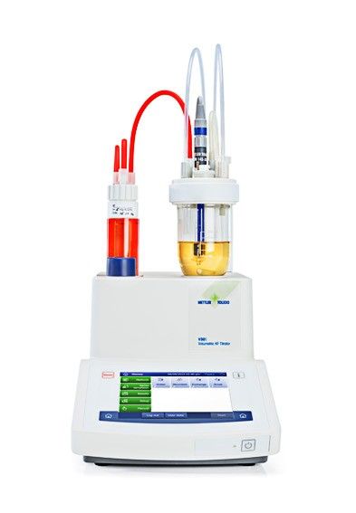 Compact Karl Fischer titration featuring One Click™ Water Determination